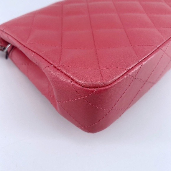 Chanel classic flap bag - Picture 12 of 16